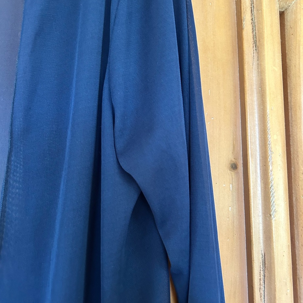 Sheer navy cover up, 3/4 sleeves, never worn, size M - Picture 2 of 2